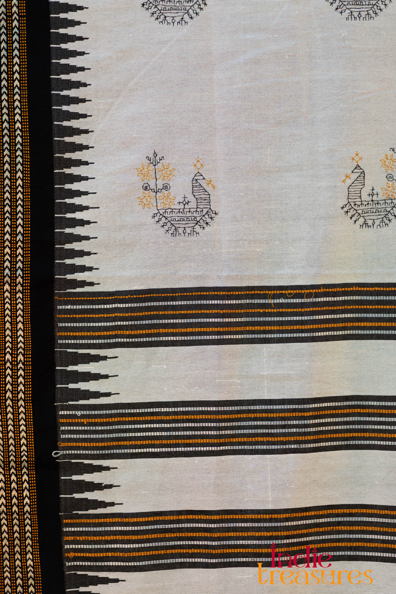 Kasuti Hand-Embroidery on Hand-Woven Raw Silk - Image 8